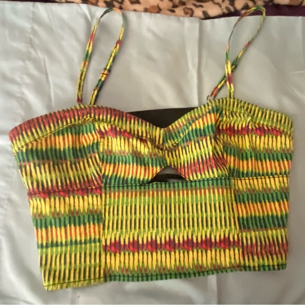 Silence + Noise Urban Outfitters Womens Crop Top M Green Yellow Blue Print